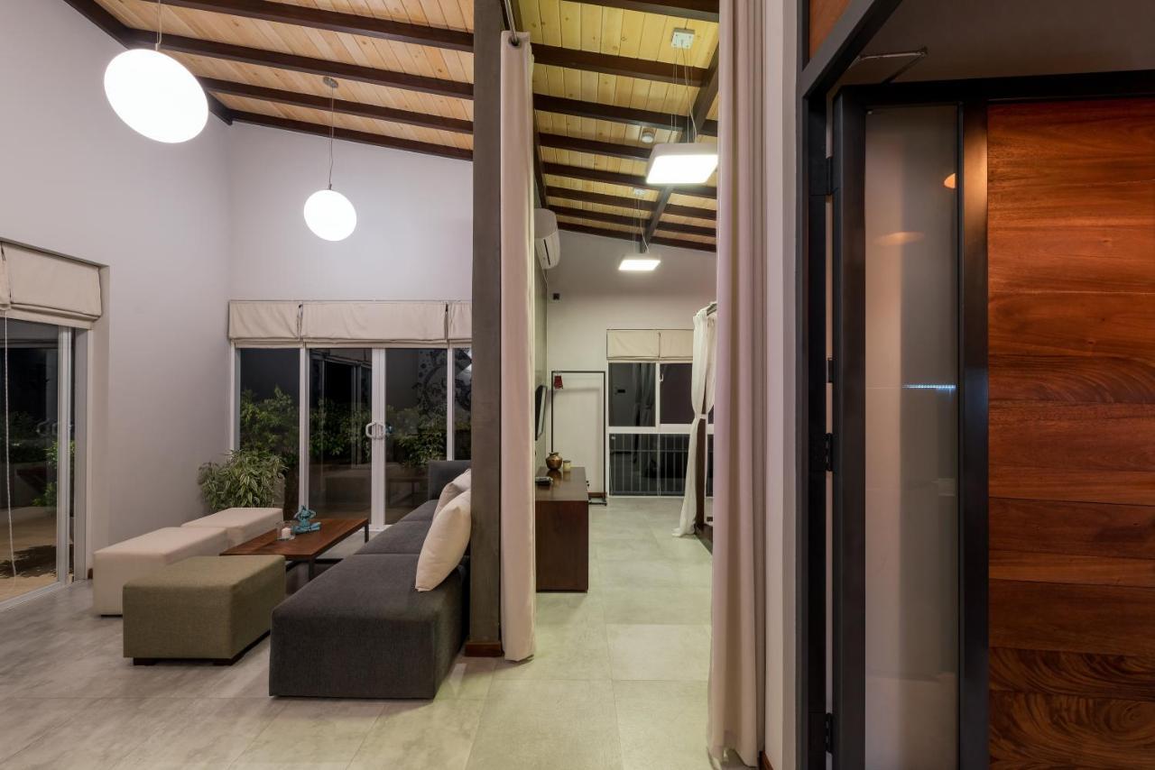Hikka Hill Loft Apartman Hikkaduwa Kültér fotó