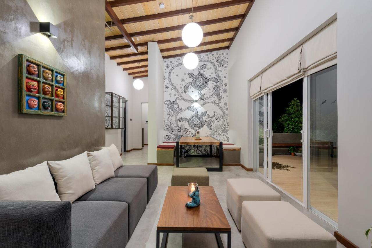Hikka Hill Loft Apartman Hikkaduwa Kültér fotó